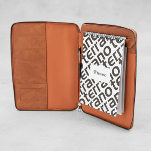 Carpeta Con Cierre A4 Lapicera Libreta Oficina Terrano Brandy
